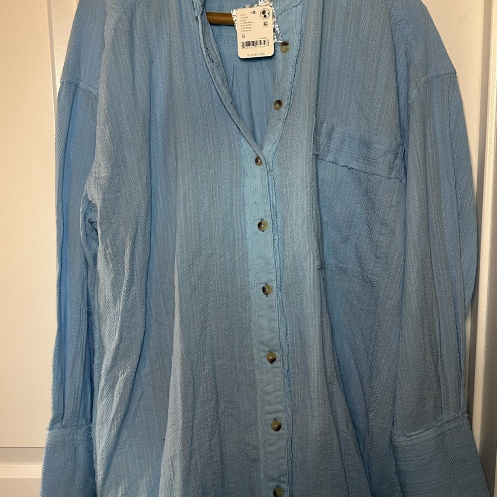We The Free Sky Blue Textured  Cotton Buttondown Oversized Shirt - Medium